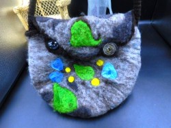 wool felt purse a